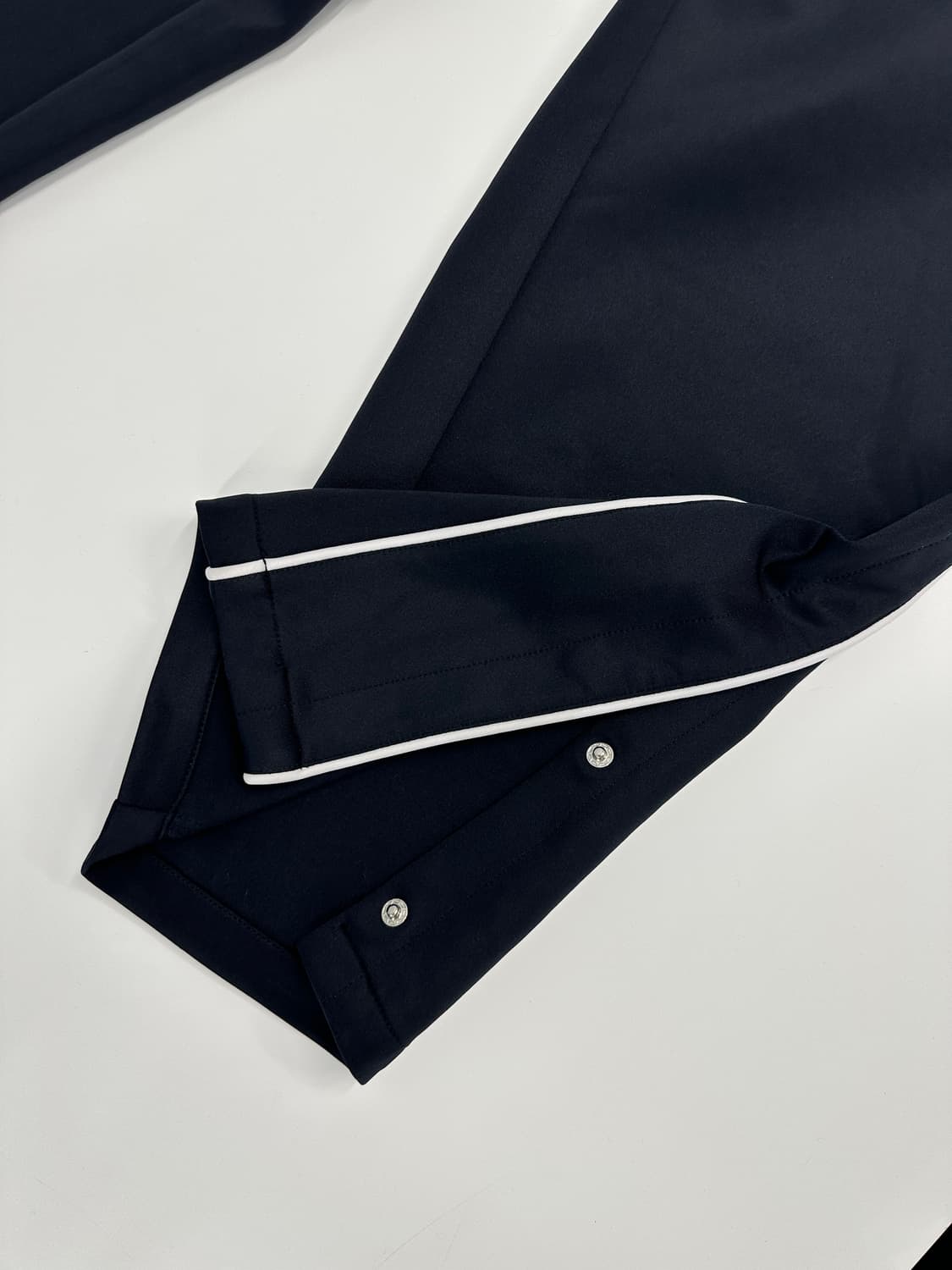 위캔더스 트랙팬츠 블랙 상품이미지4