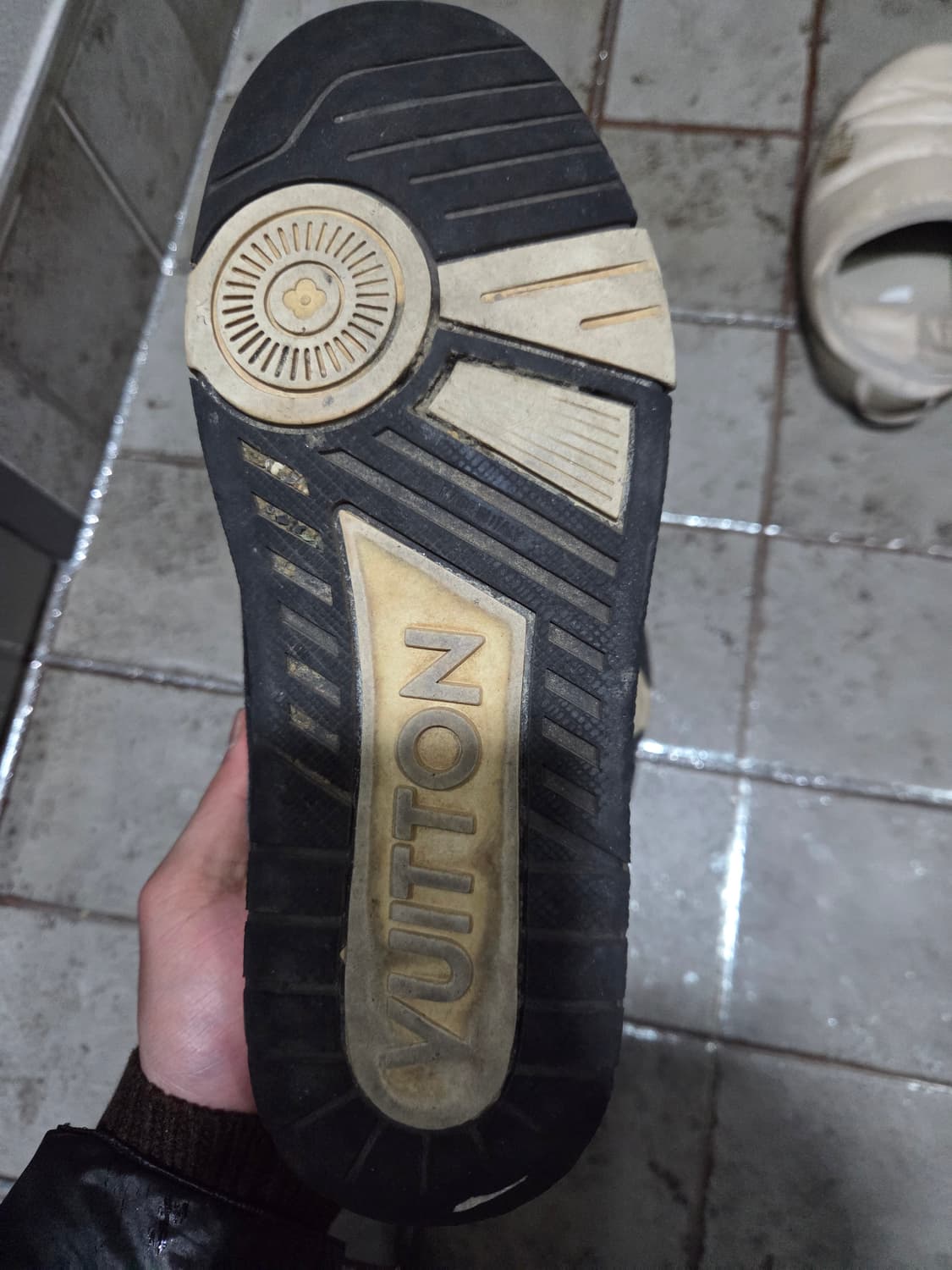 루이비통 스니커즈 285 상품이미지2