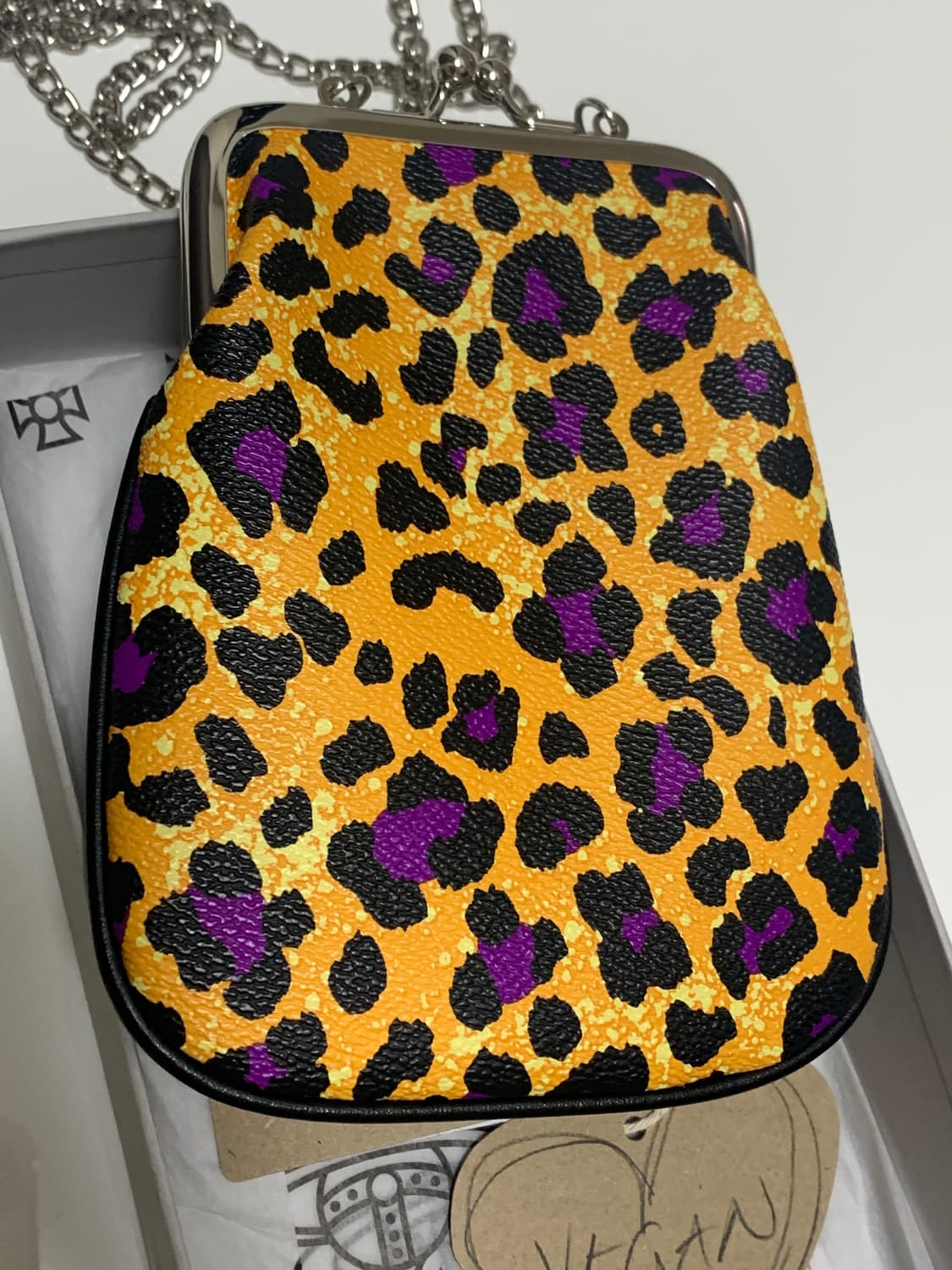 비비안 웨스트우드 애니 미니 야스민 체인 지갑 상품이미지7