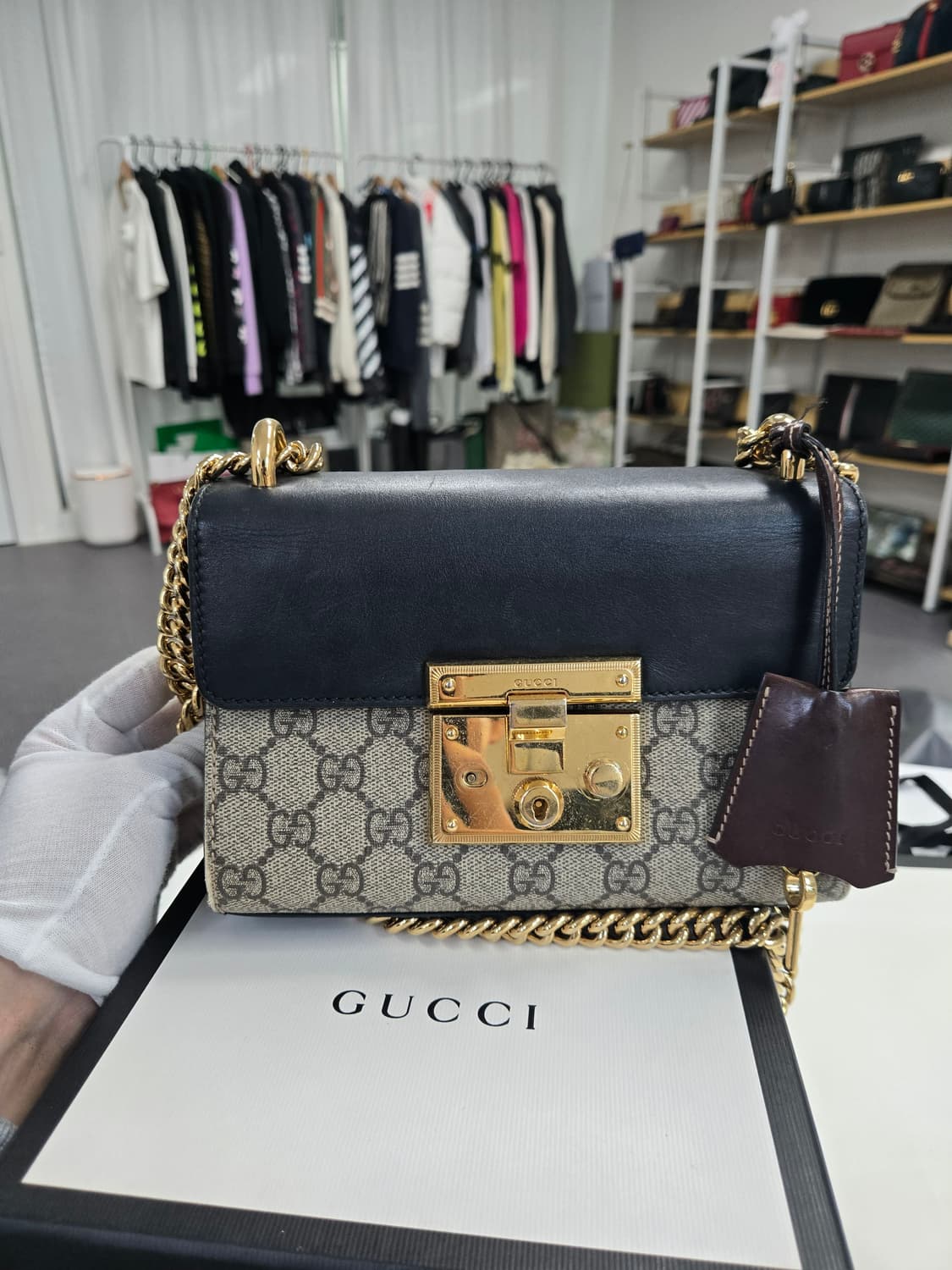 [50%세일] 구찌 패들락 숄더백 상품이미지1