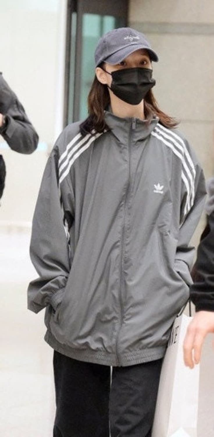 아디다스 아딜레니움 시즌1 오버사이즈 트랙탑 S 상품이미지2