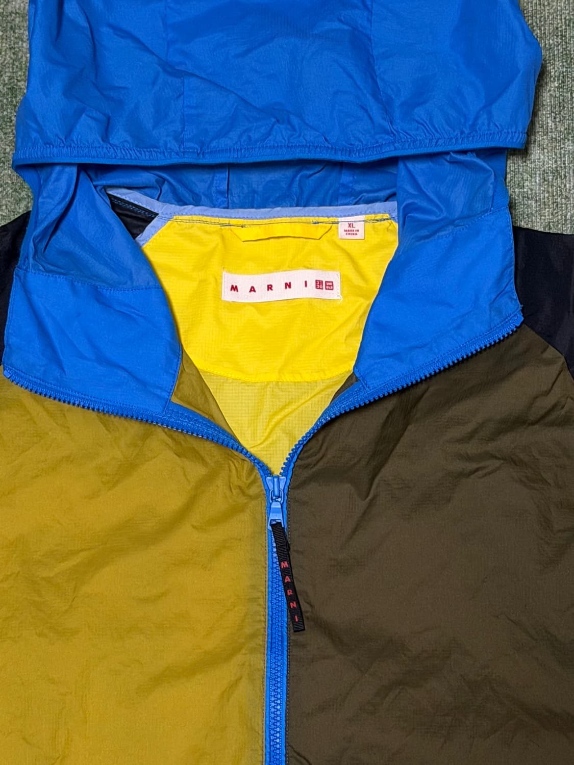 유니클로 마르니 바람막이 UNIQLO and MARNI 상품이미지4