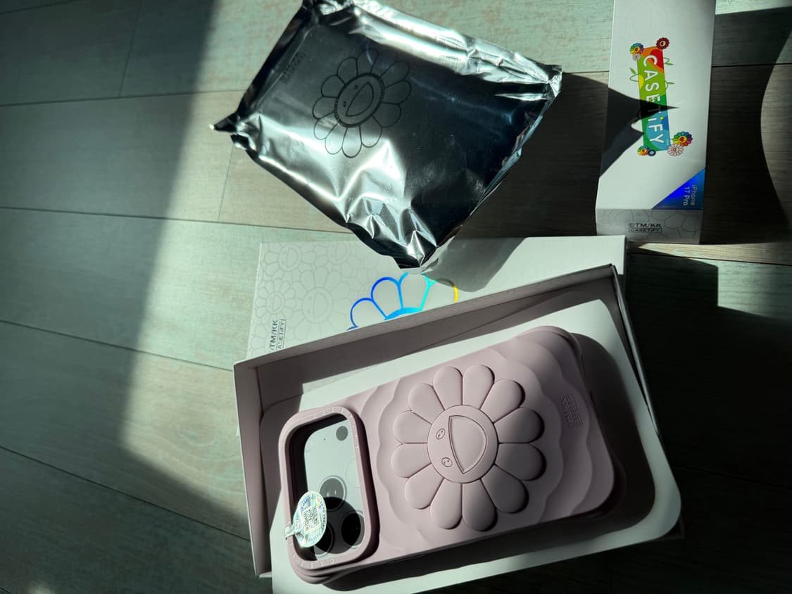 아이폰17프로 무라카미케이스 판매합니다 케이스타피이 상품이미지1