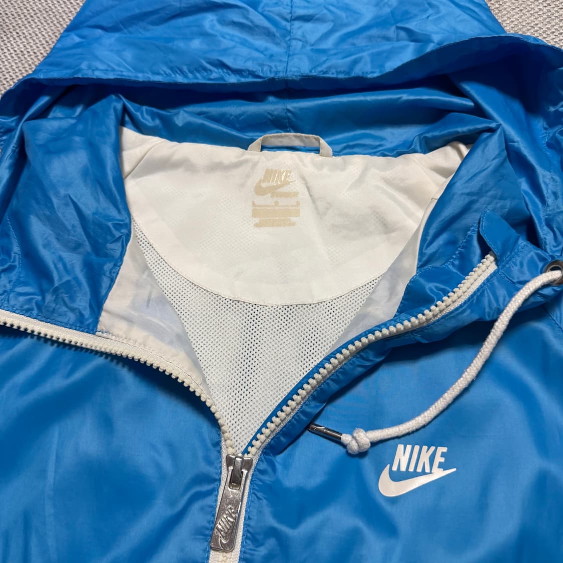 나이키 윈드러너 바람막이 상품이미지3
