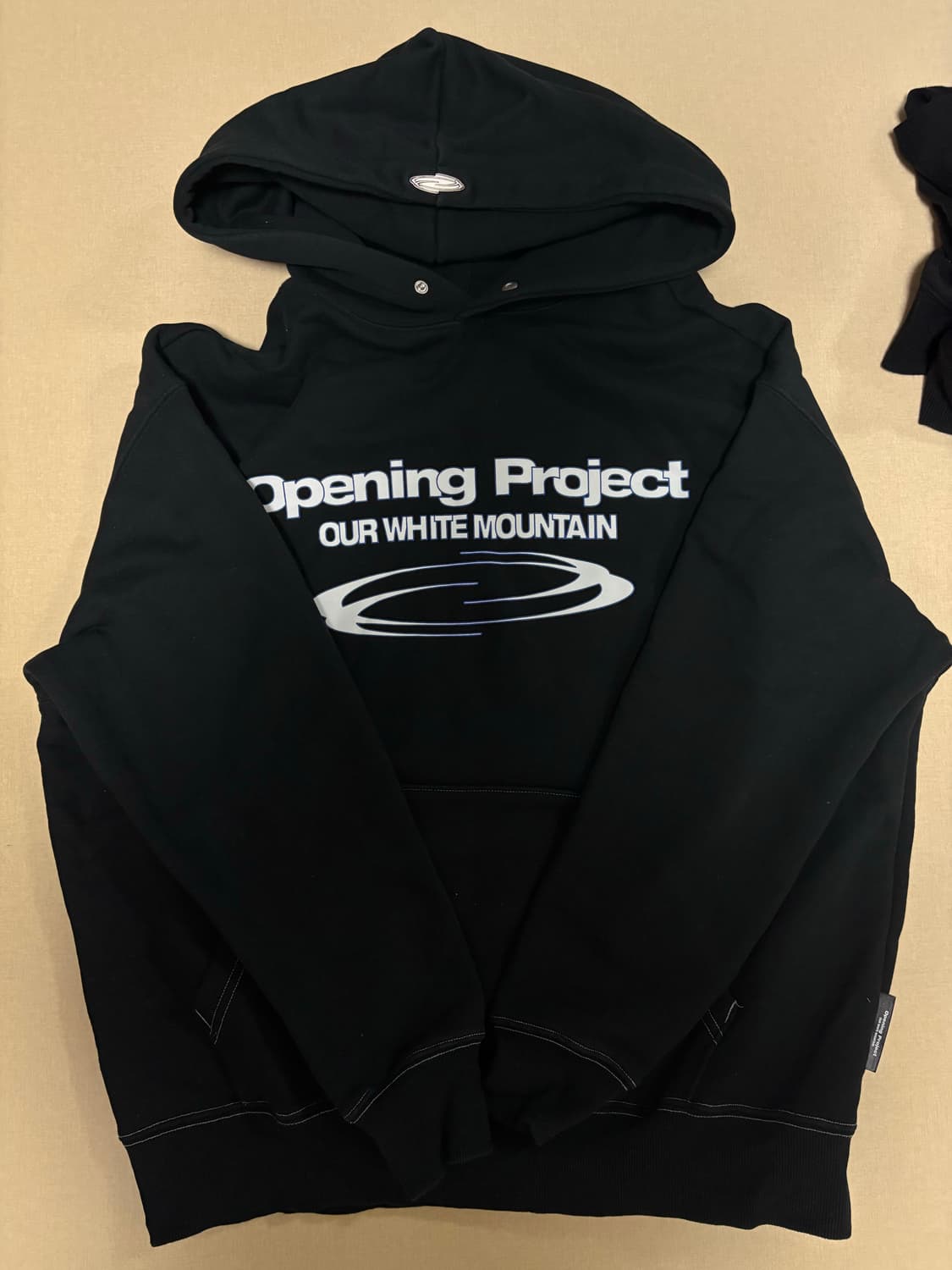 오프닝프로젝트 후드티 상품이미지2