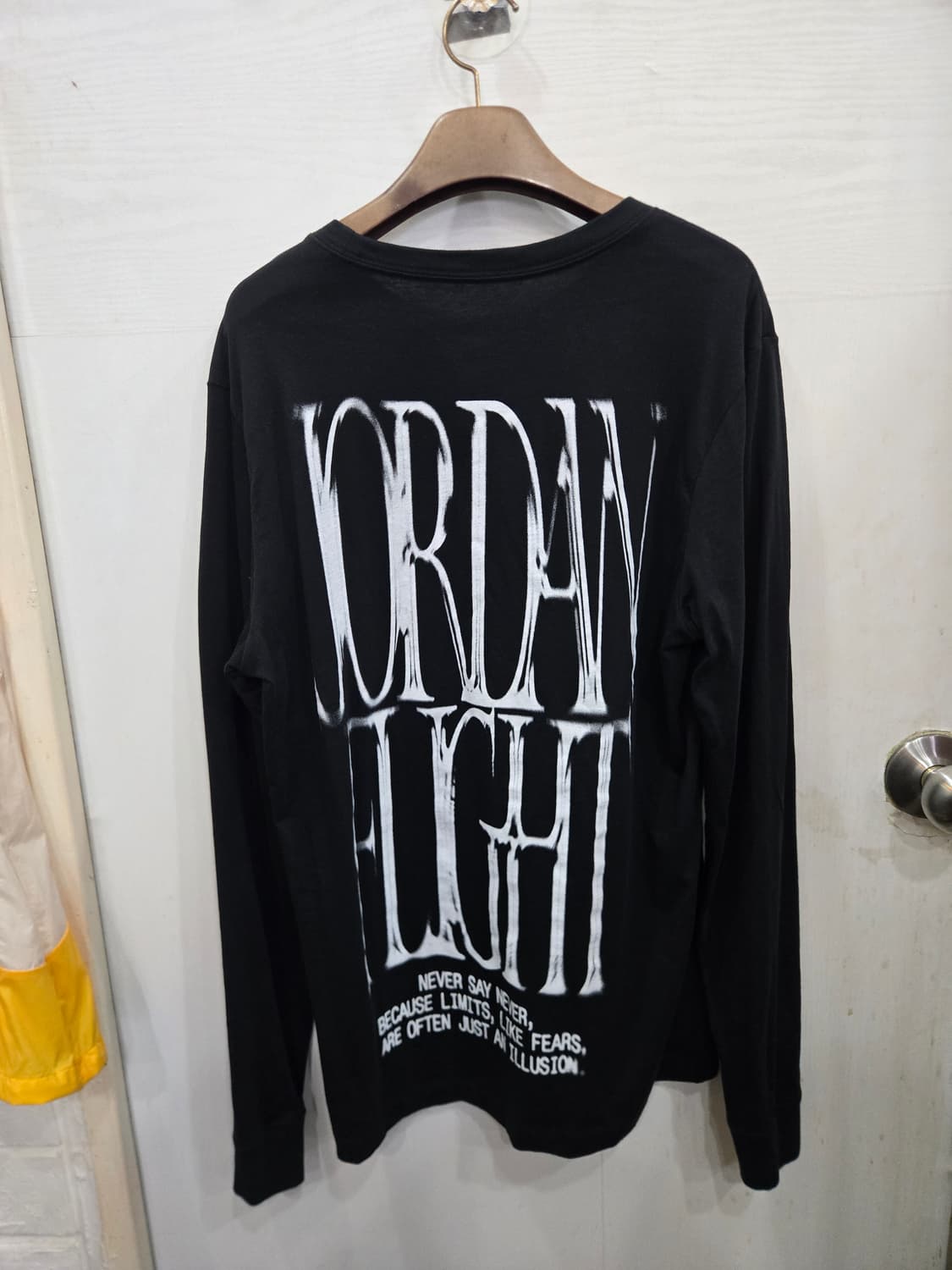 M,95 )) JORDAN 조던 긴팔티셔츠! 뒷면 디자인 짱 이뻐요!~ 상품이미지3