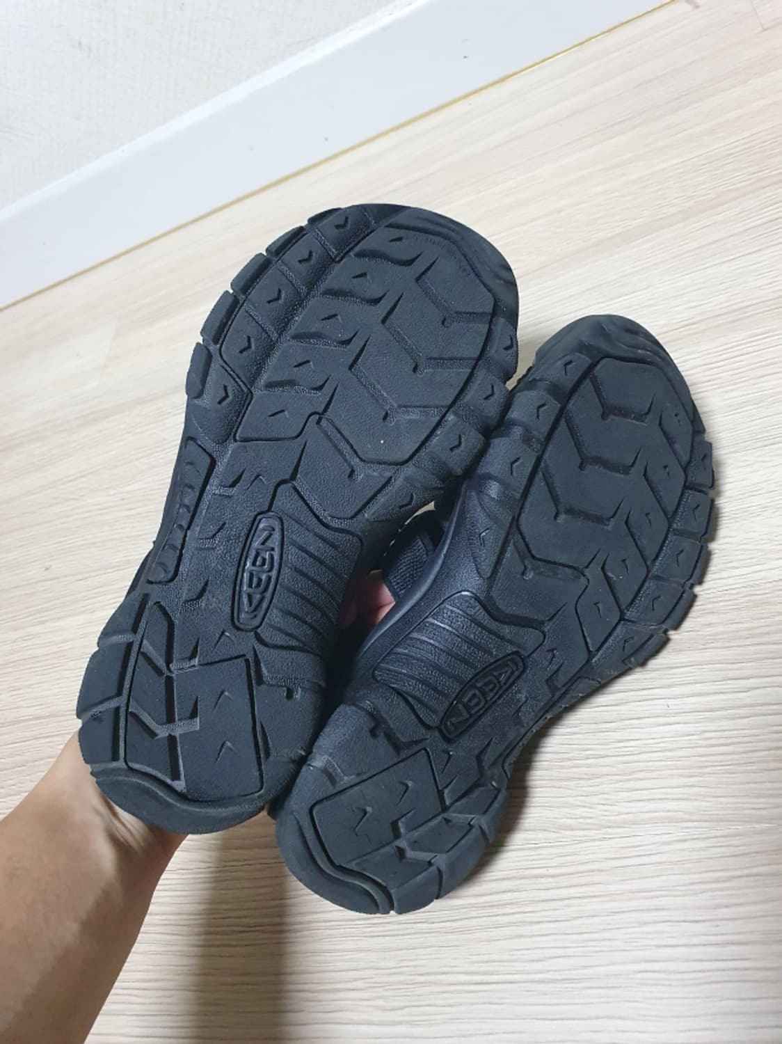 킨 뉴포트 H2 블랙 샌들 245 상품이미지6