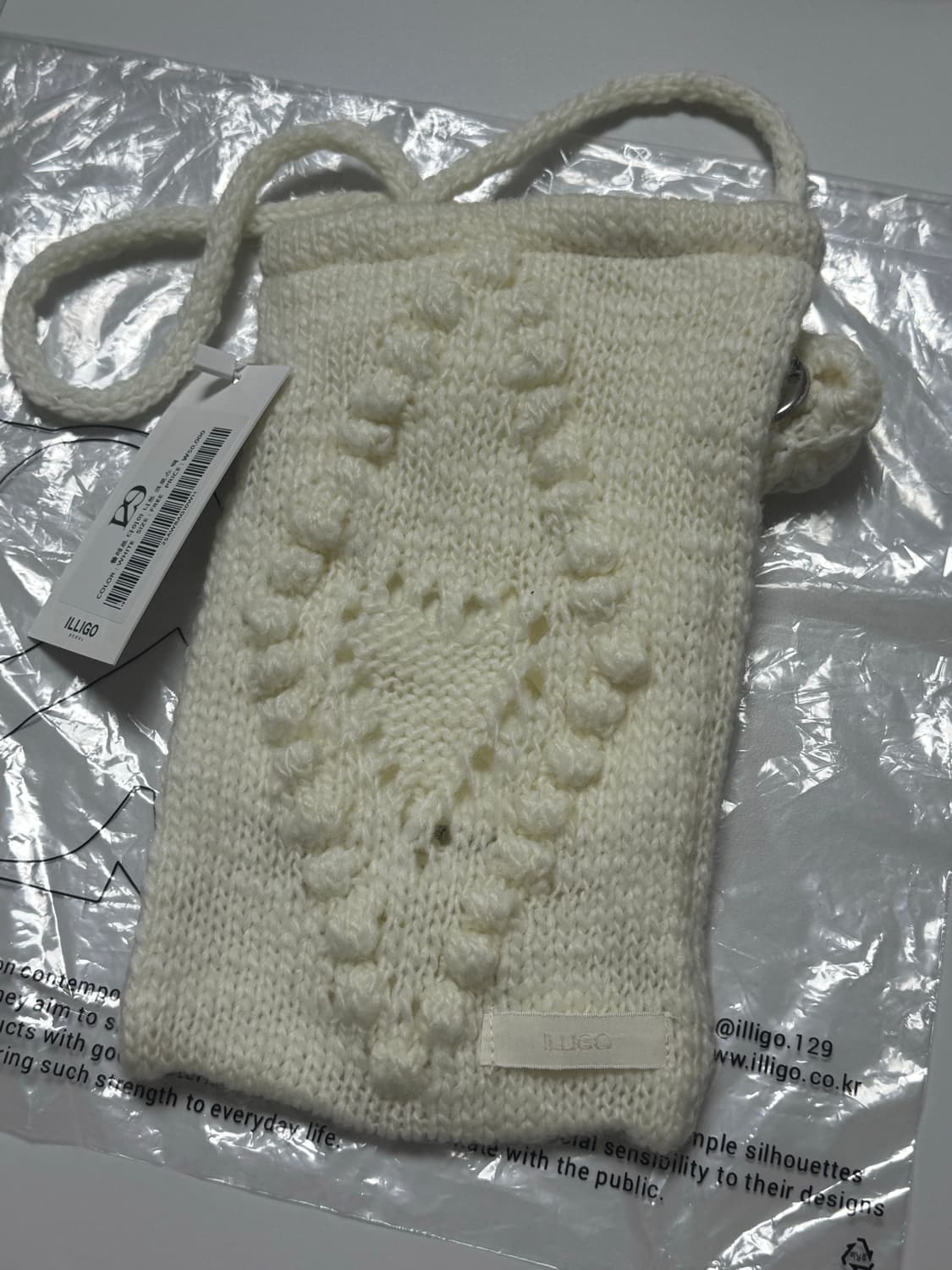 일리고 니트 크로스백 화이트 새상품 (50000원) 상품이미지9