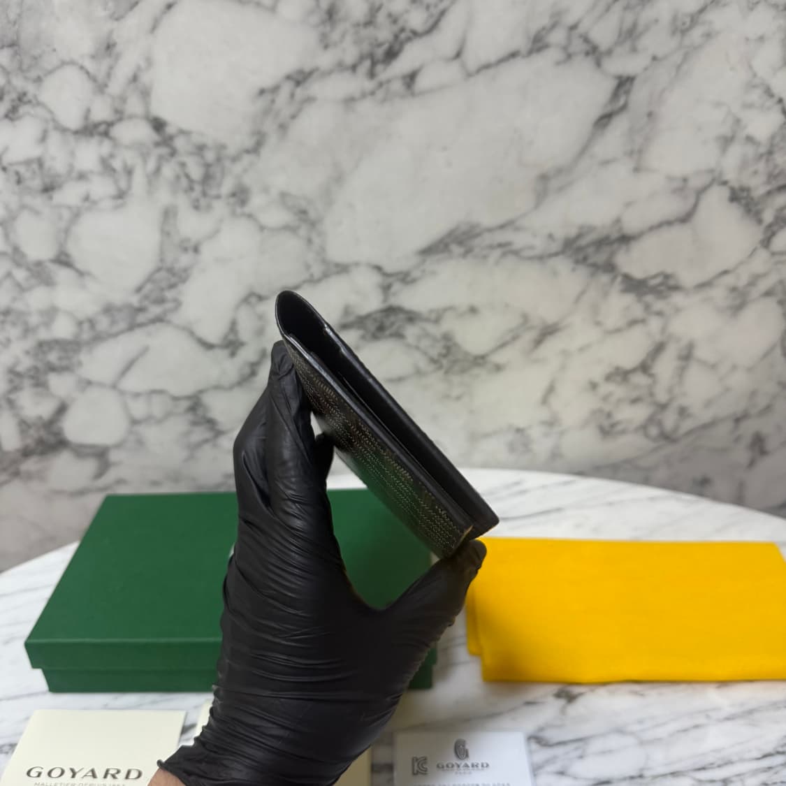 고야드 생로슈 장지갑
블랙 상품이미지4