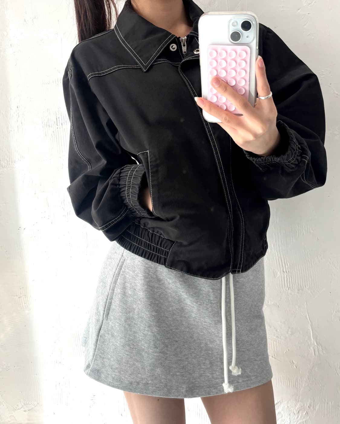 Matin Kim 마뗑킴 블랙컬러 스티치 크롭 자켓 상품이미지3