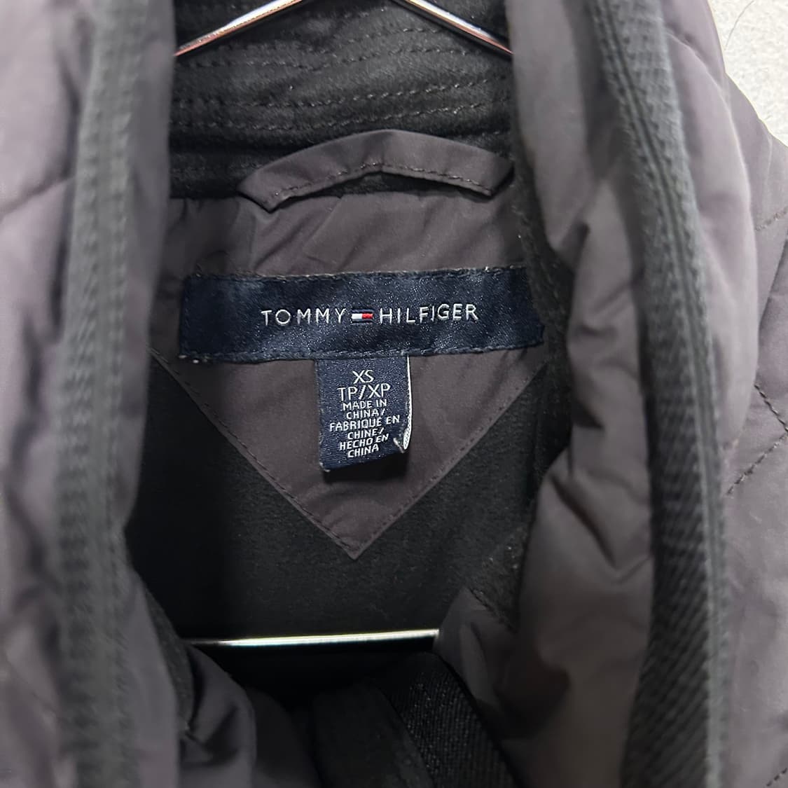 타미힐피거 덕다운 슬리브패치 퀼팅 경량패딩 상품이미지3