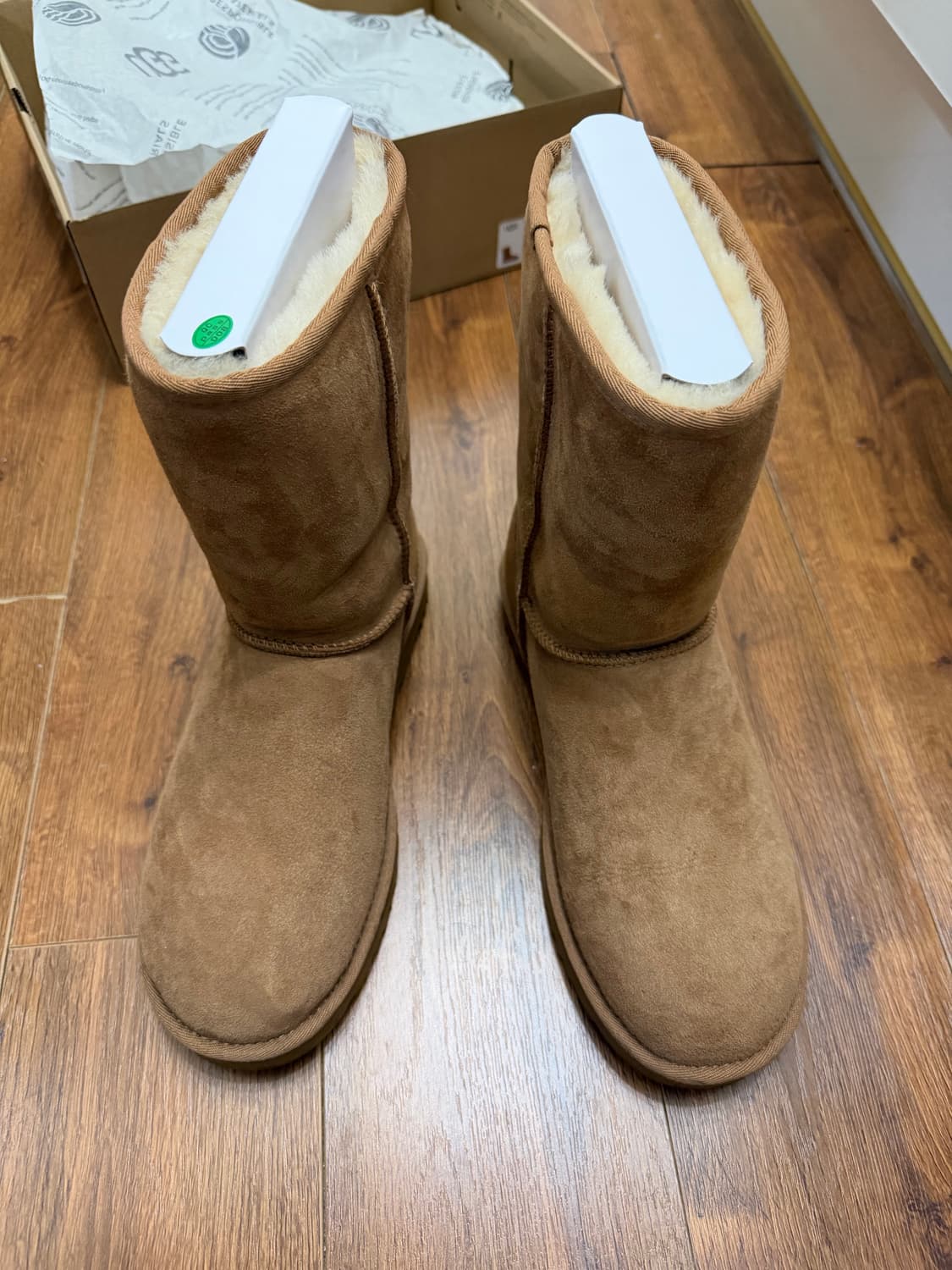 어그 클래식 숏 부츠 270 9사이즈 풀박 상품이미지2