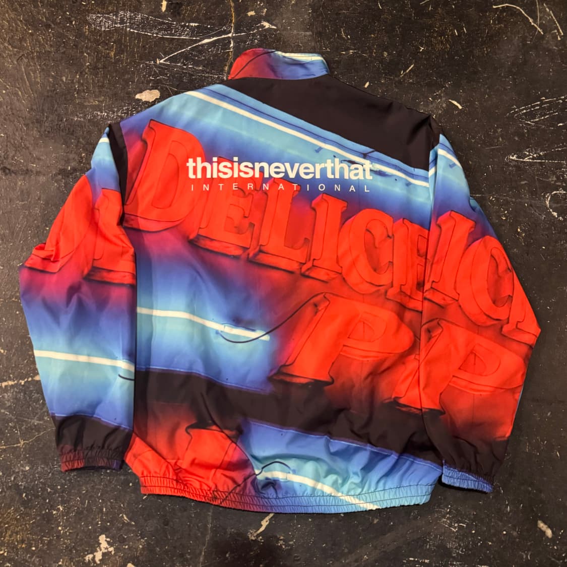 스디이즈네버뎃 델타 자켓 상품이미지2