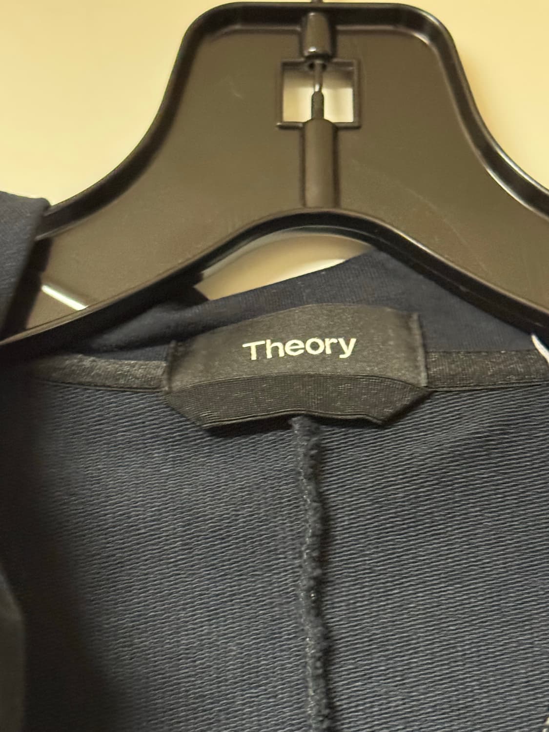 Theory 남성 후드 나일론 저지 집업 블랙/네이비 상품이미지3