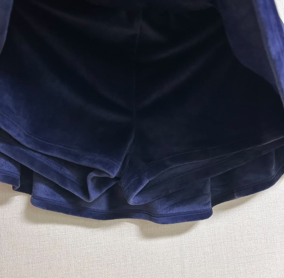 메이윤 제작 벨벳 벨루어 양면 극세사 후드집업 스커트 세트 셋업 네이비 상품이미지10