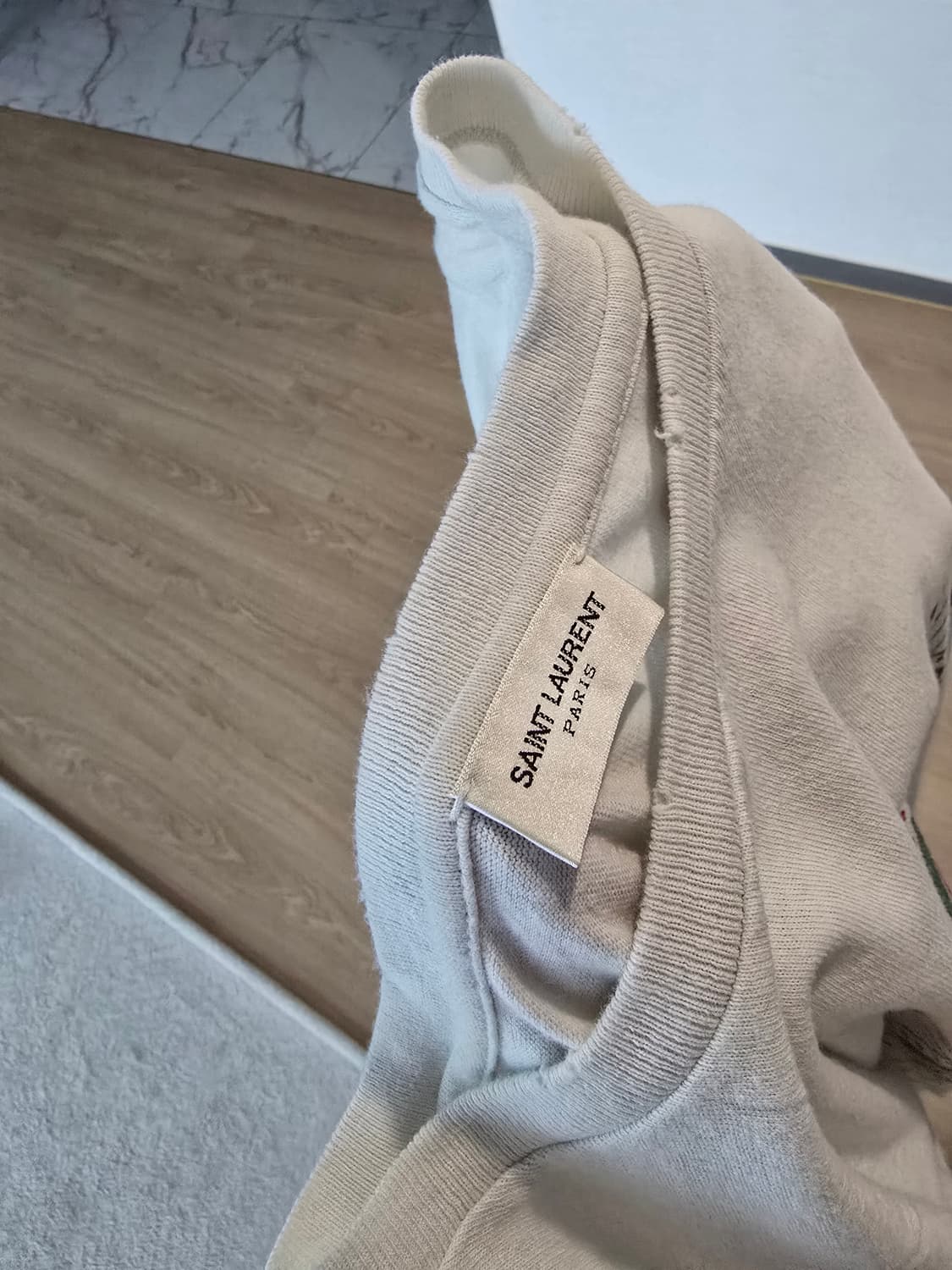 생로랑 자르뎅 마조렐 반팔 티셔츠 XL사이즈입니다. 상품이미지5