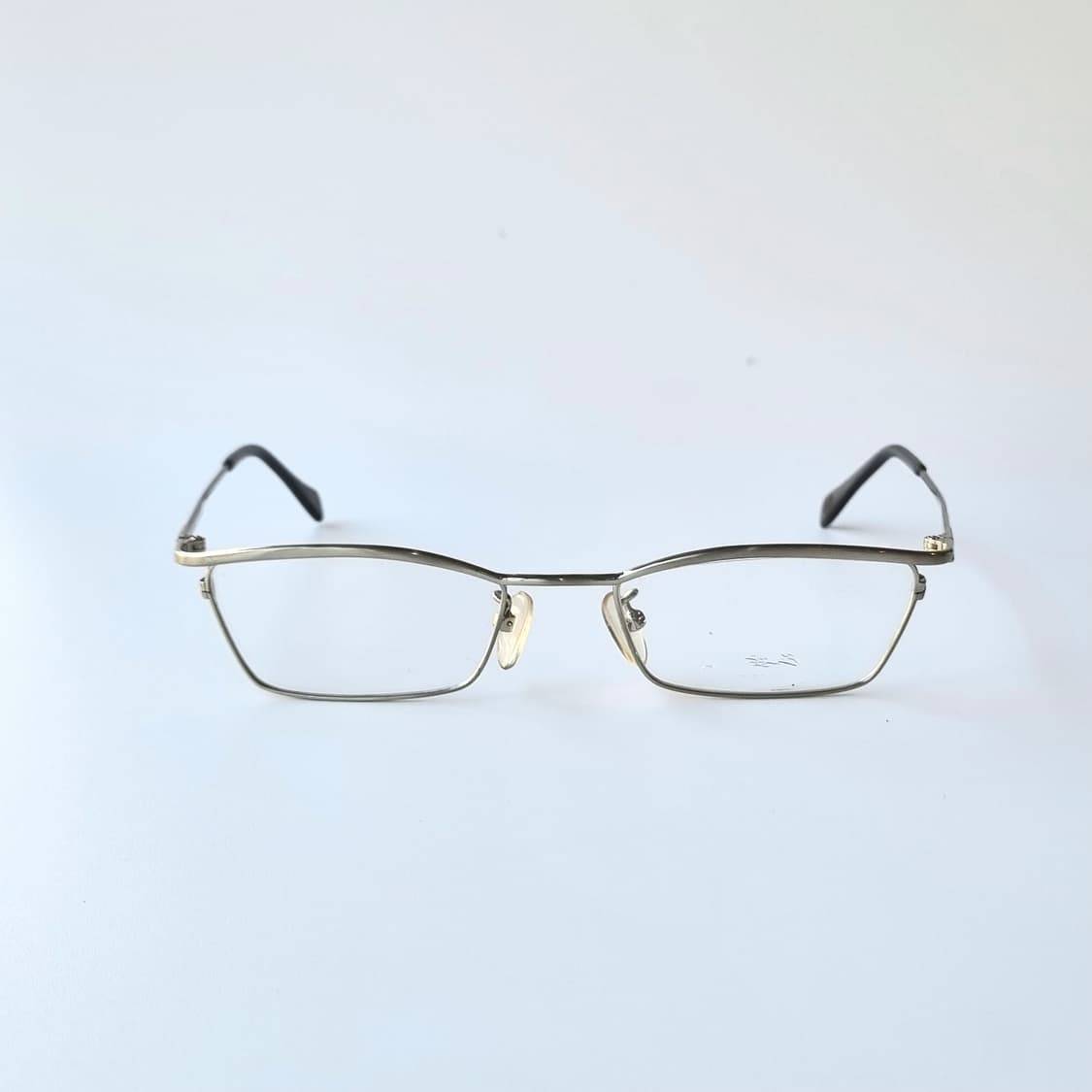 데드스탁 미니멀 클래식 사각 안경테 2032 상품이미지2