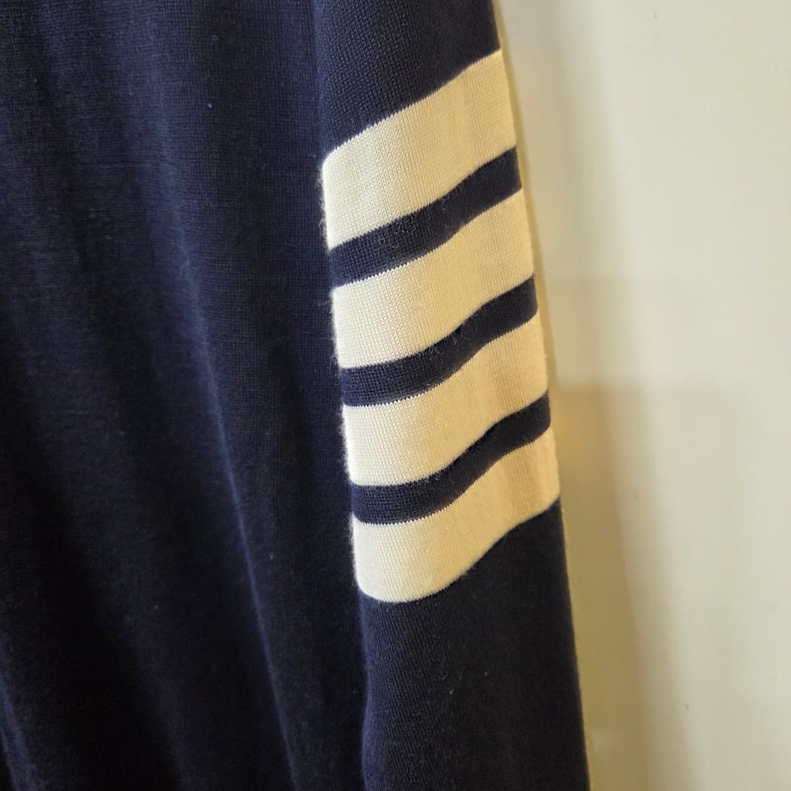 톰브라운 니트 상품이미지3