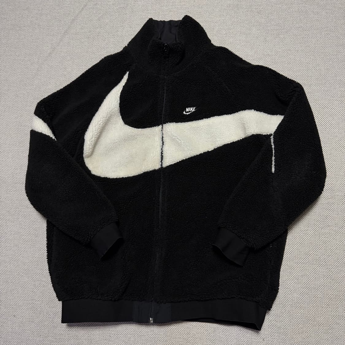 나이키 빅스우시 리버시블 자켓 상품이미지1