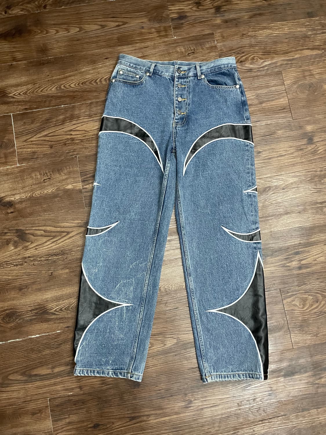 떠그클럽 TC 레더 워싱 데님 팬츠 상품이미지2