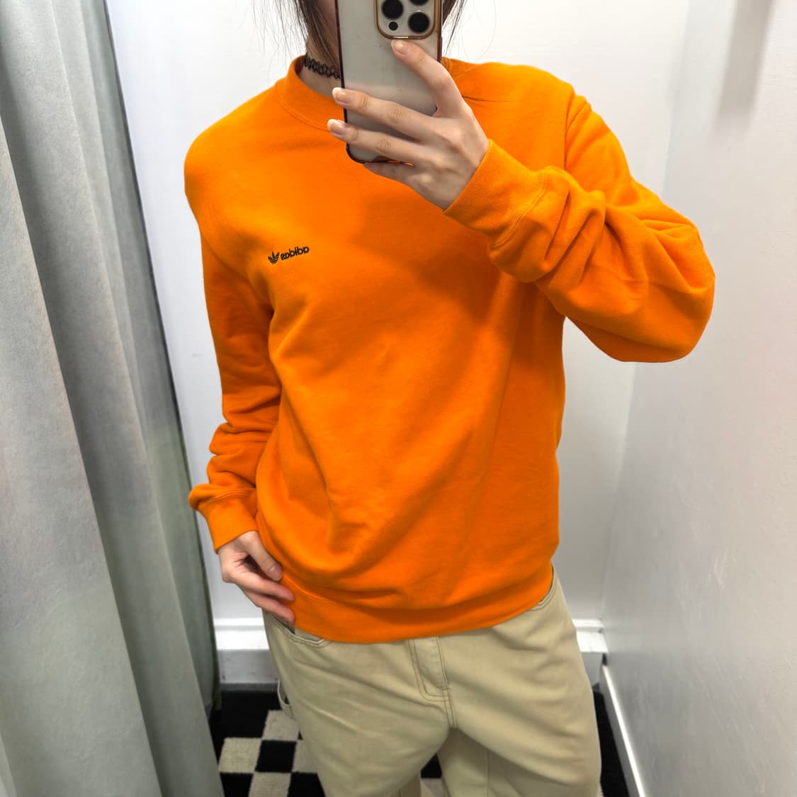아디다스 오렌지 스웻셔츠 상품이미지2