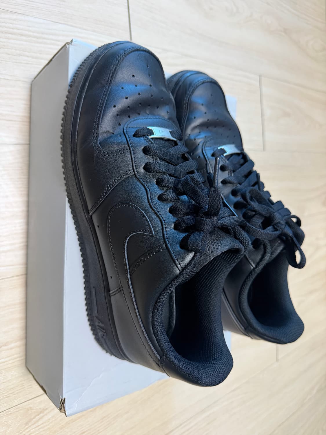 에어포스1 트리플블랙 280 상품이미지2