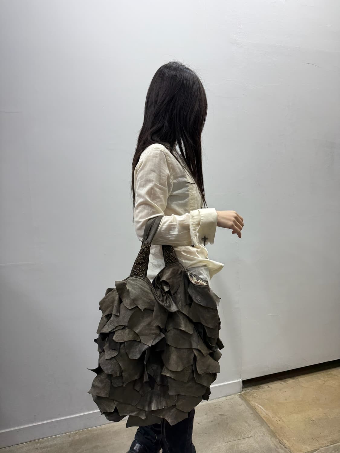 리얼레더 디테일 숄더백 상품이미지7