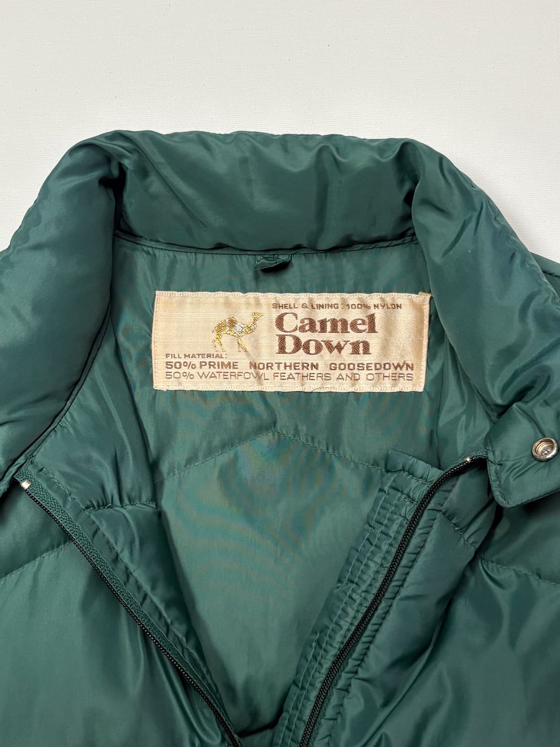 Camel Down 패딩 베스트 그린 상품이미지4