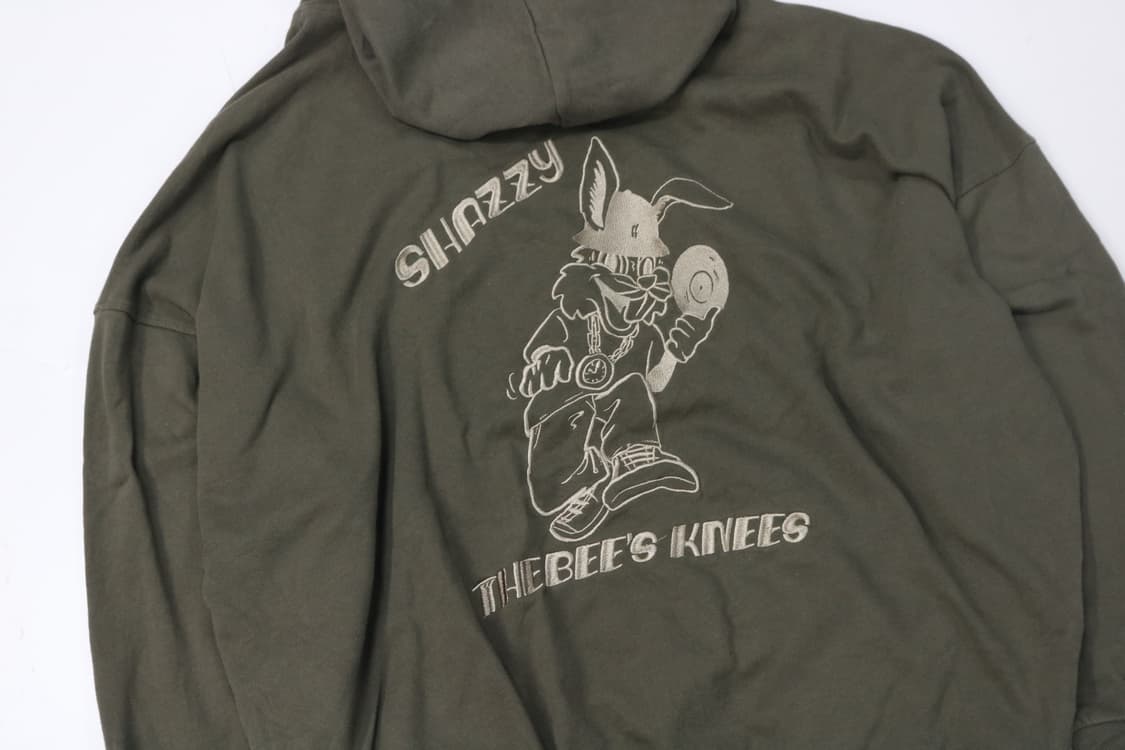 GYDA 제이다 백로고 토끼 자수 카키 오버핏 후드티 상품이미지3