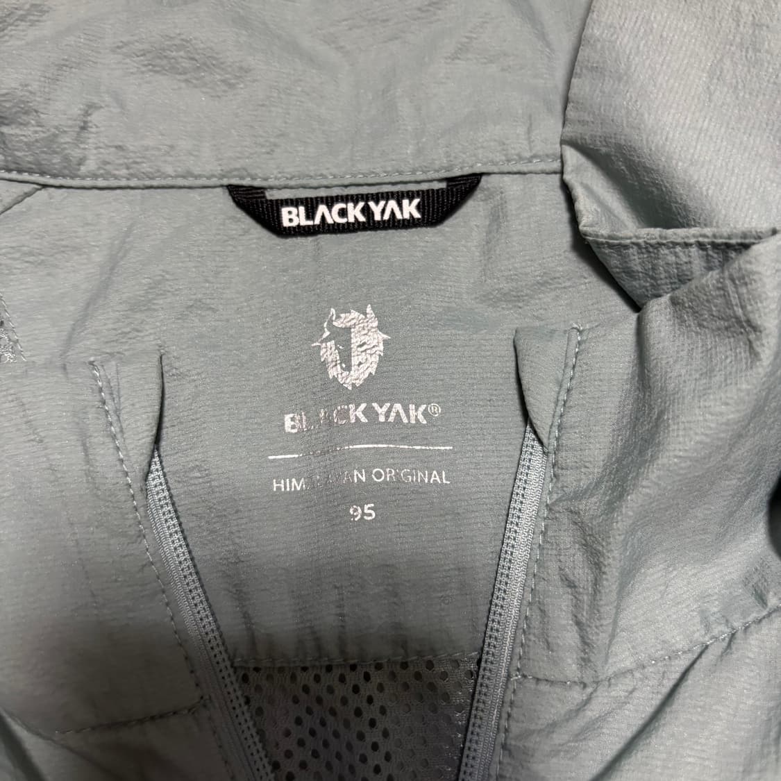 블랙야크 경량 바람막이 자켓 상품이미지2