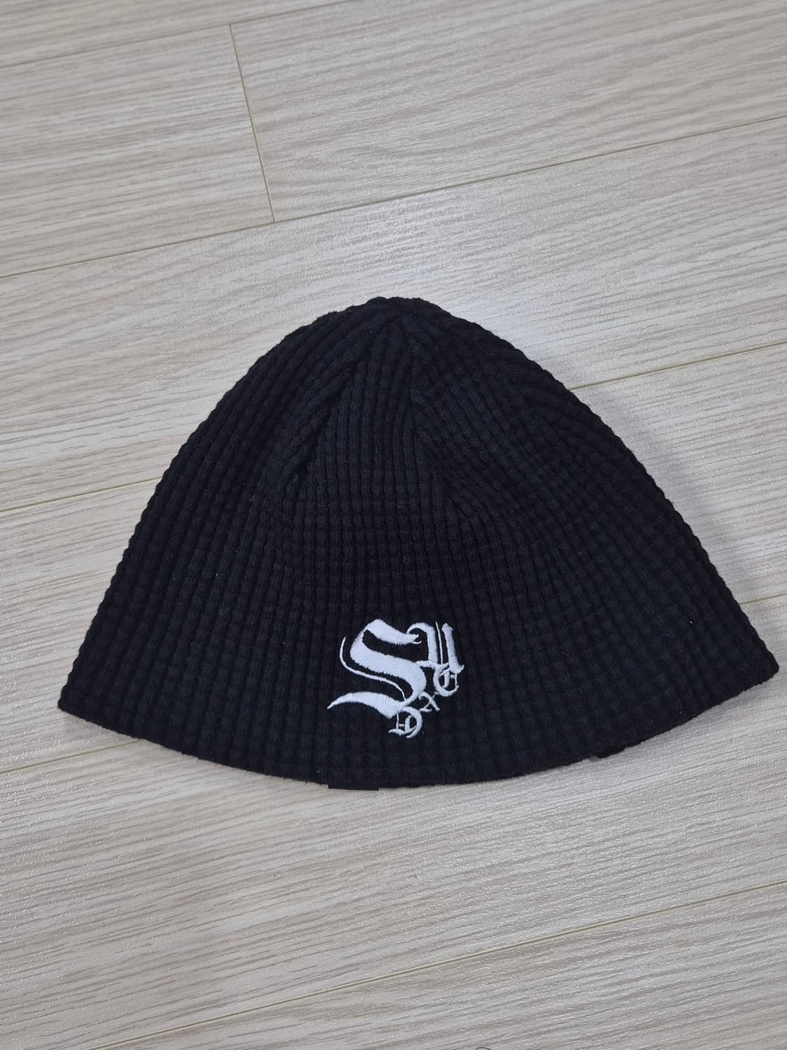 셋업이엑스이 로고 비니 (블랙) 상품이미지1