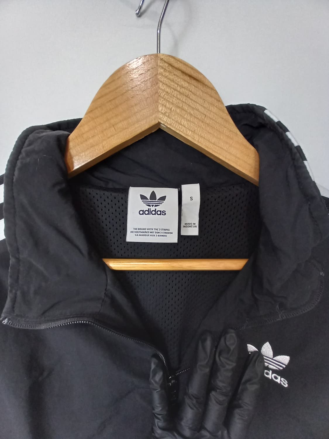 아디다스 락업 트랙탑  상품이미지3