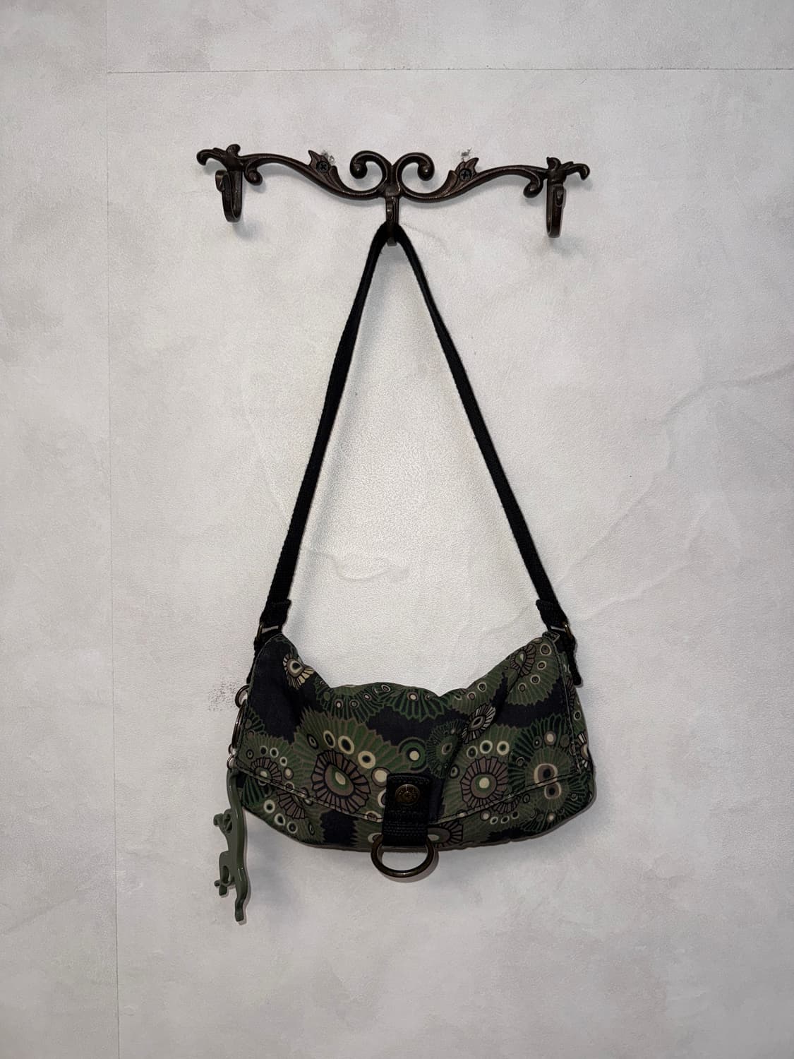 Kipling deep khaki geometric flower 숄더백 상품이미지1