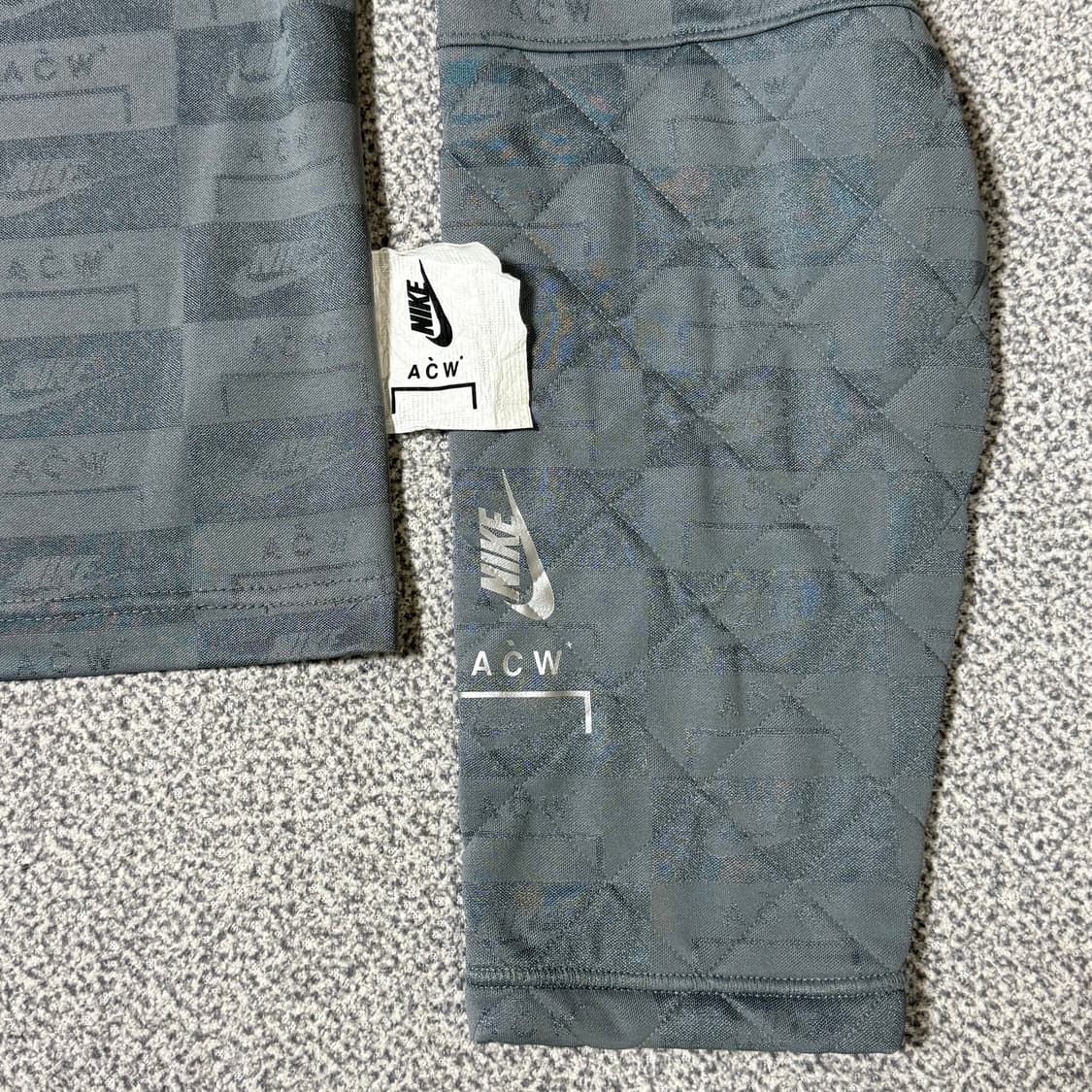 [정가 30만원] 나이키 x 어콜드월 롱슬리브 상품이미지5