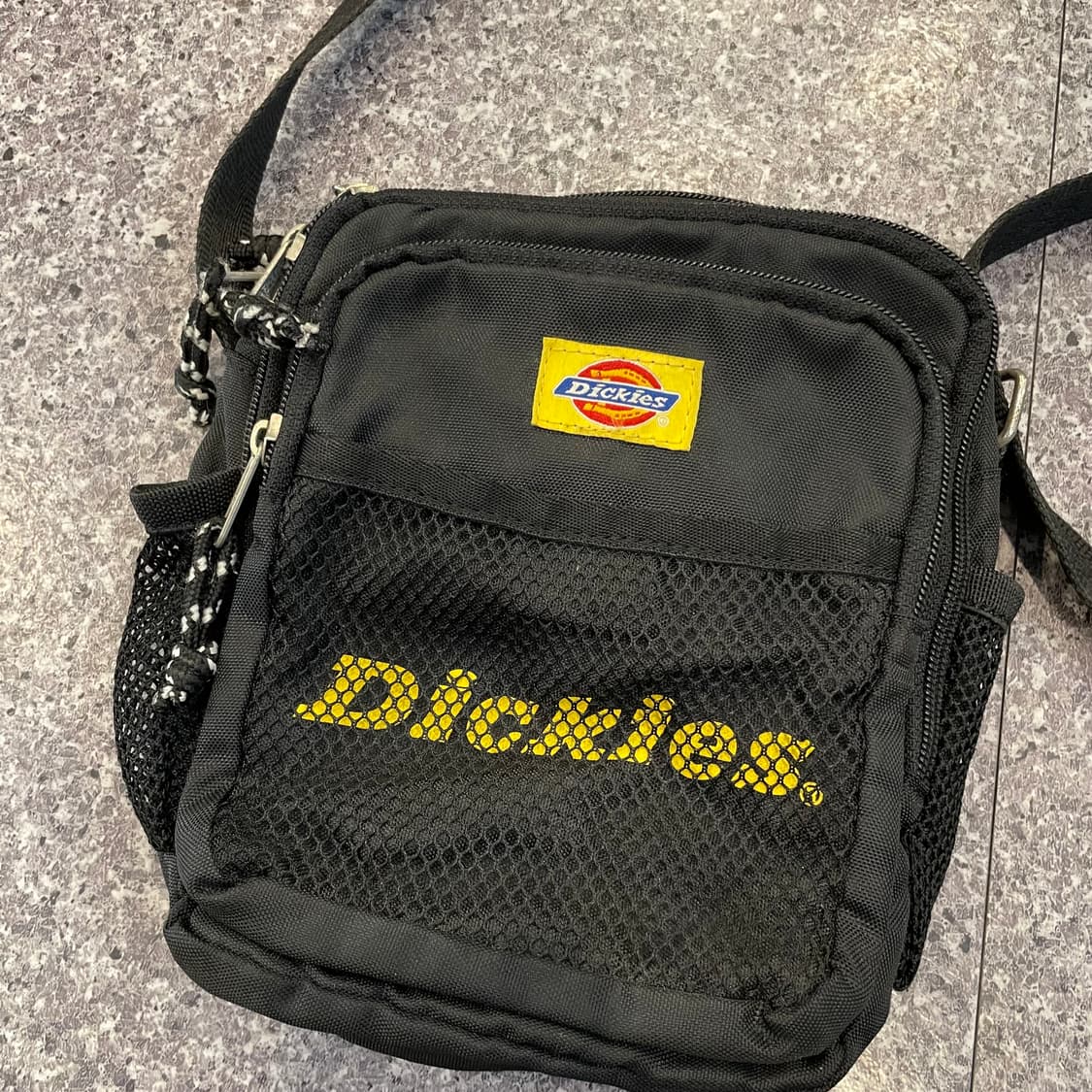 디키즈 크로스백 상품이미지1