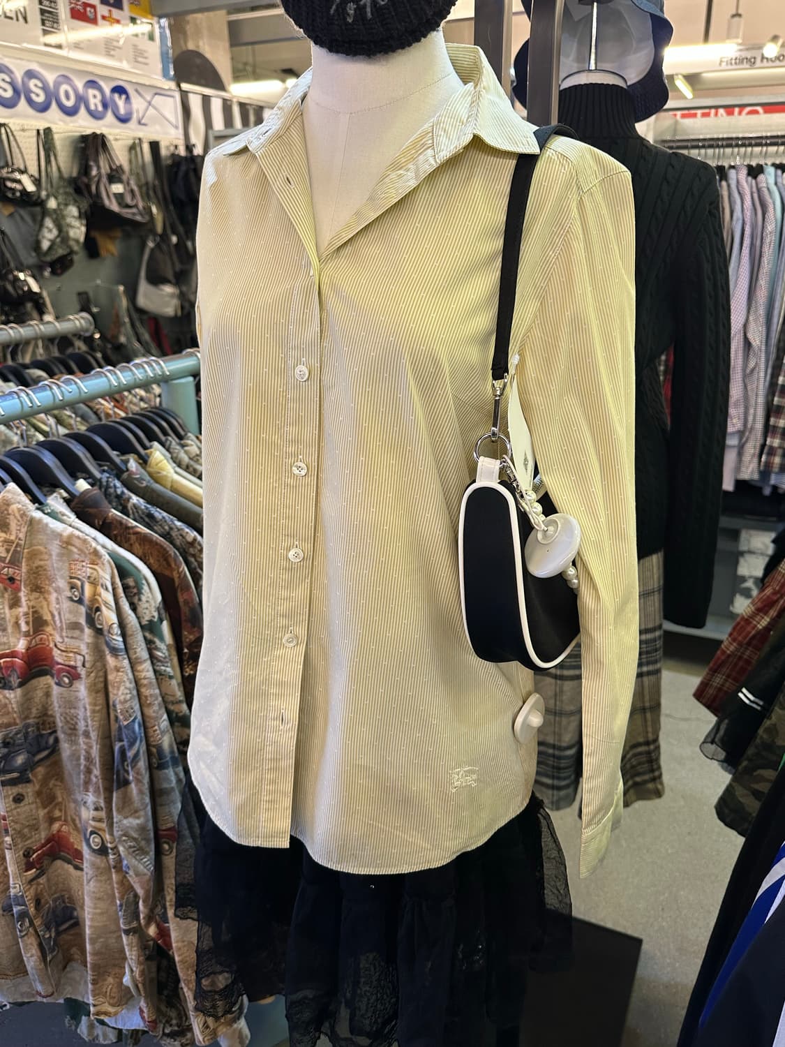 BURBERRY 버버리 옐로우 스트라이프셔츠 상품이미지1