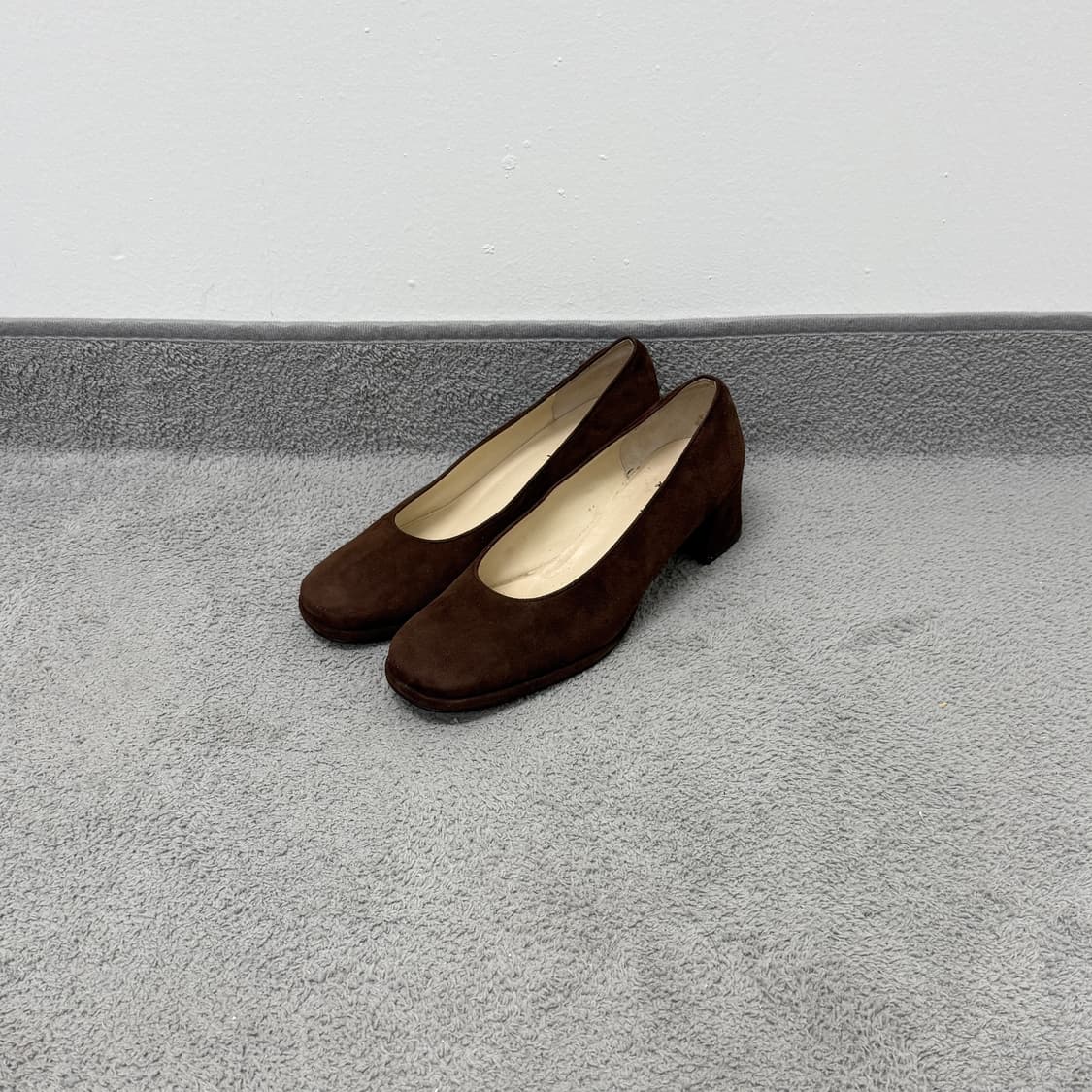 old Margaret Howell suede pumps 상품이미지1