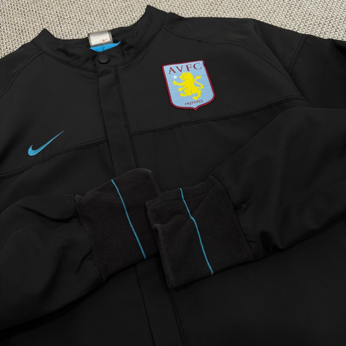 Nike 아스톤 빌라 FC 자켓 상품이미지5