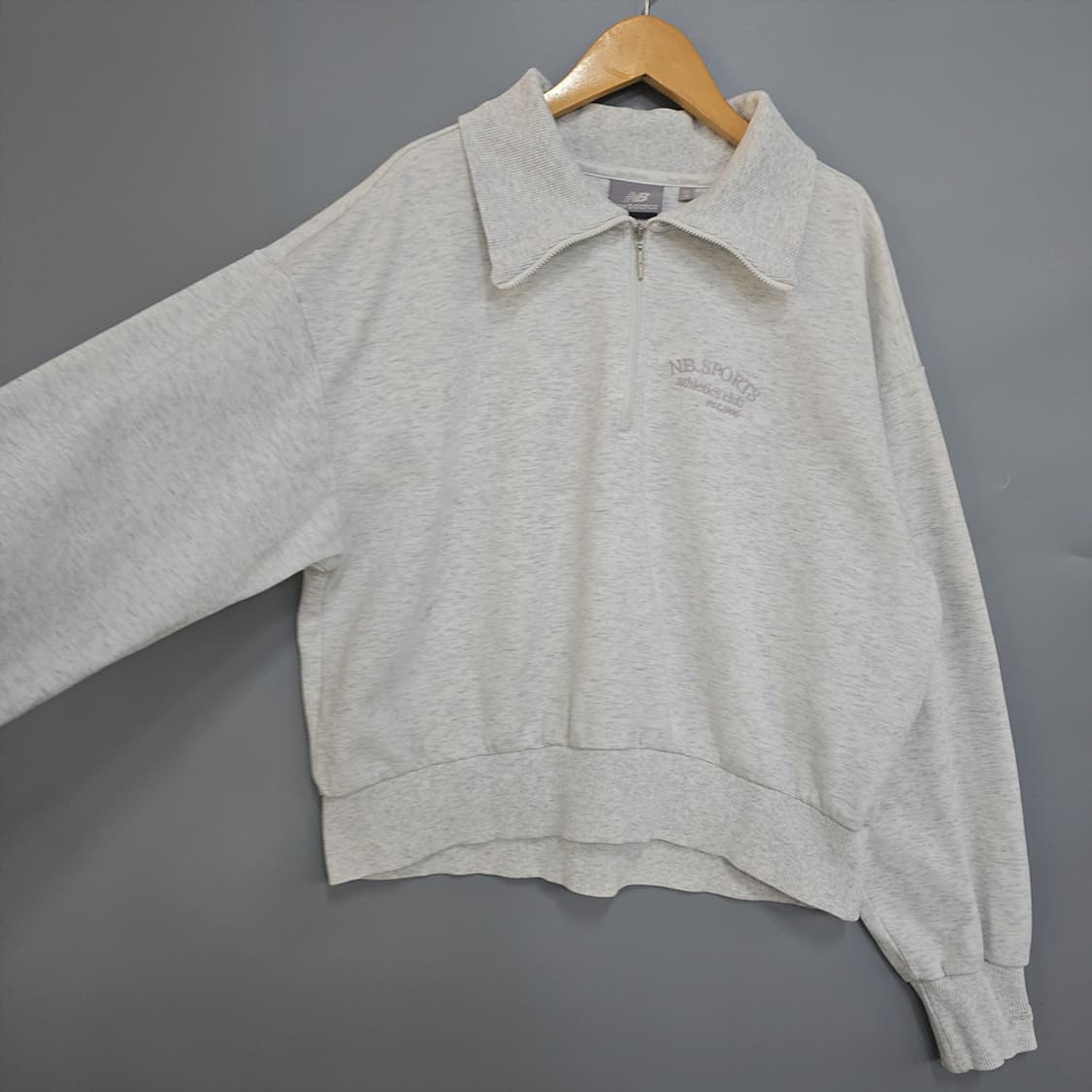 뉴발란스(new balance) 하프집업 맨투맨 그레이 90 상품이미지3