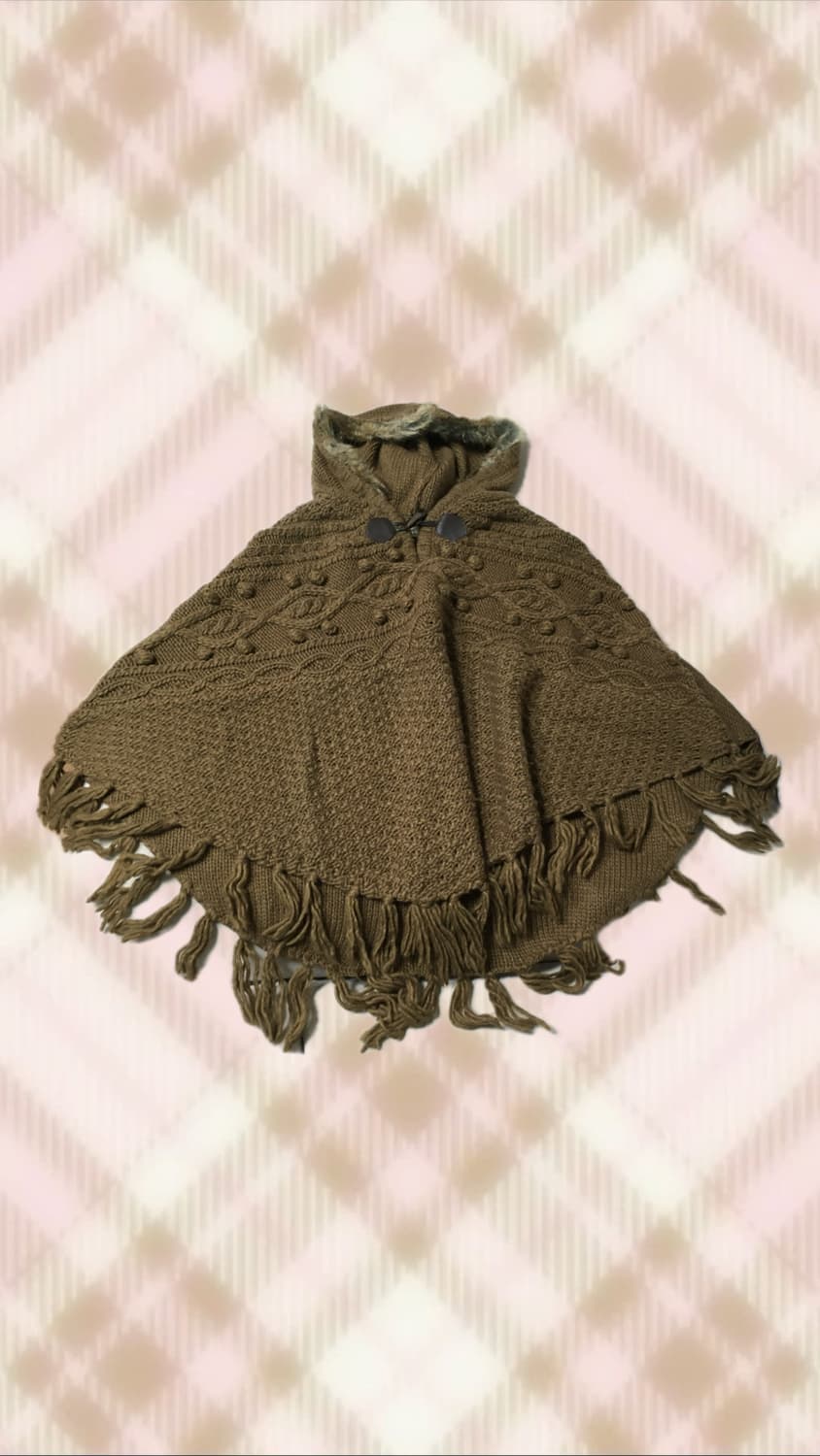 어스뮤직 브라운 폼폼이 떡볶이 퍼 후드 케이프 라떼 히메 갸루 러블리 상품이미지1