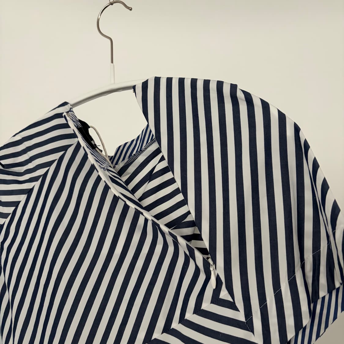 Knot Detail Mixed Stripe Blouse 상품이미지8