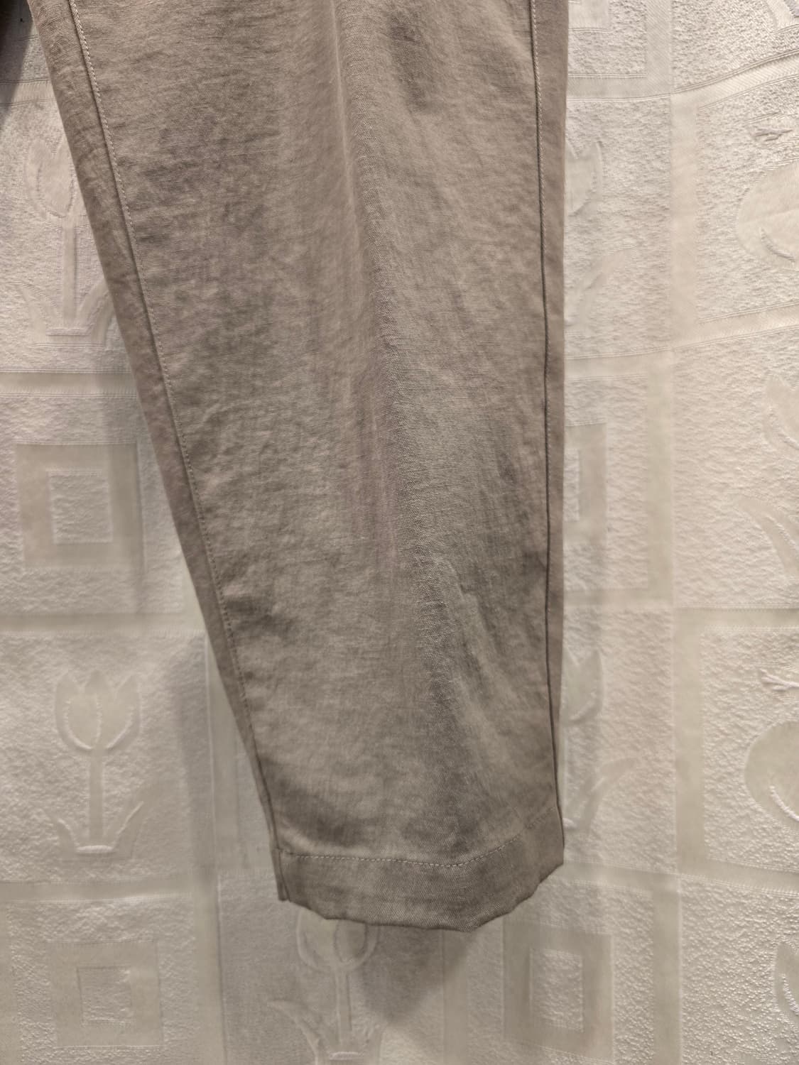 거의새거) 유니클로 U 남성 와이드 피트 테이퍼드 팬츠 29~30 상품이미지4