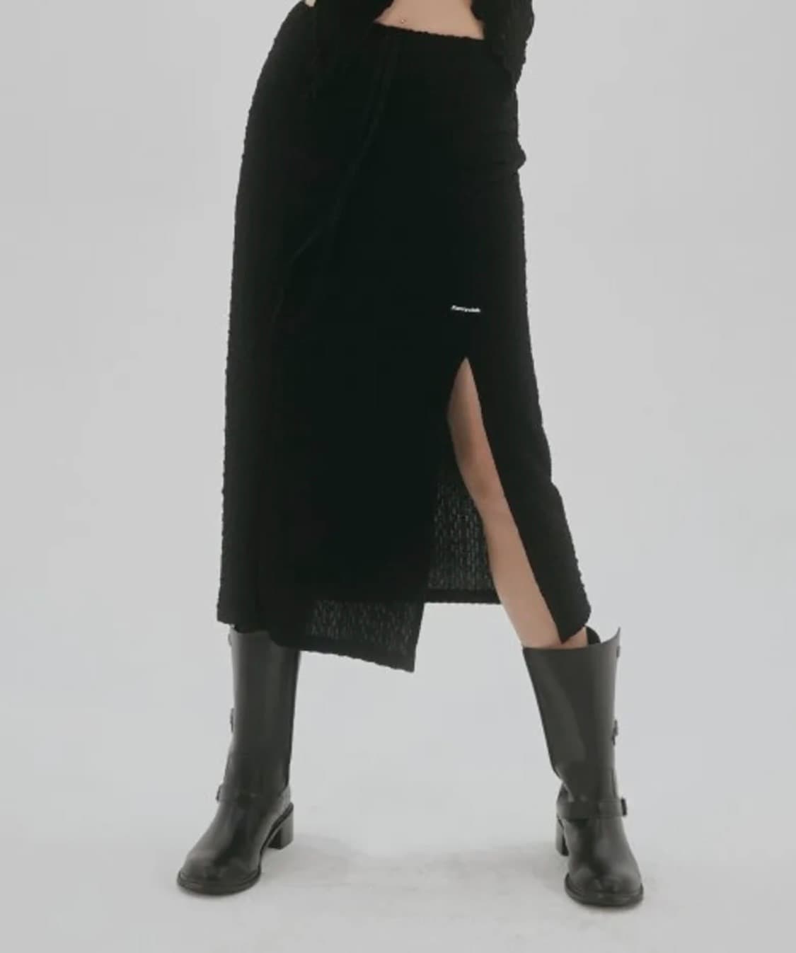 네스티팬시클럽 링클 슬릿 롱스커트 상품이미지1