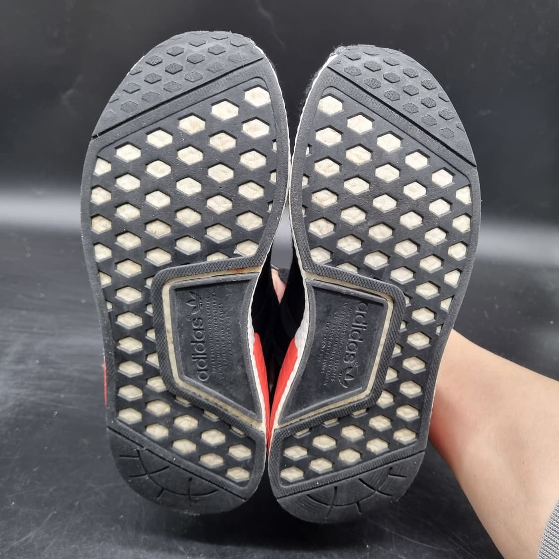 아디다스 NMD R1 여성운동화230 상품이미지3