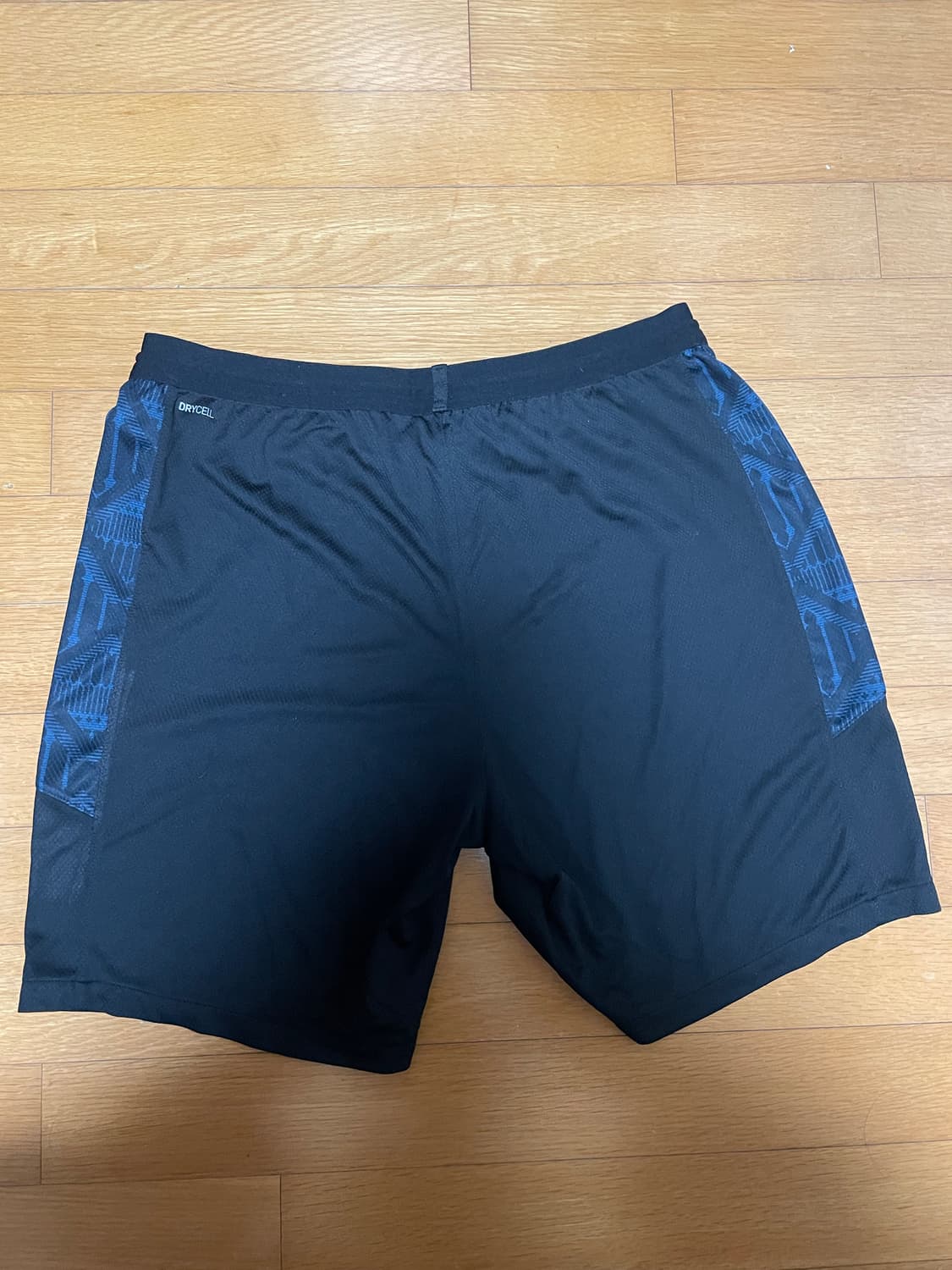 퓨마 정품 맨체스터 시티 검정 반바지 L 새상품 상품이미지3