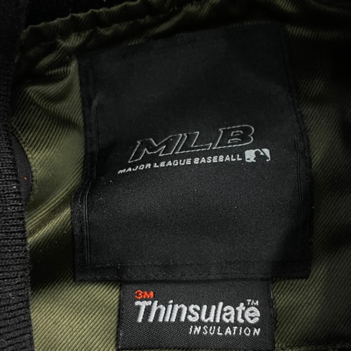 100 MLB 양키즈 MA-1 블루종 자켓 상품이미지3