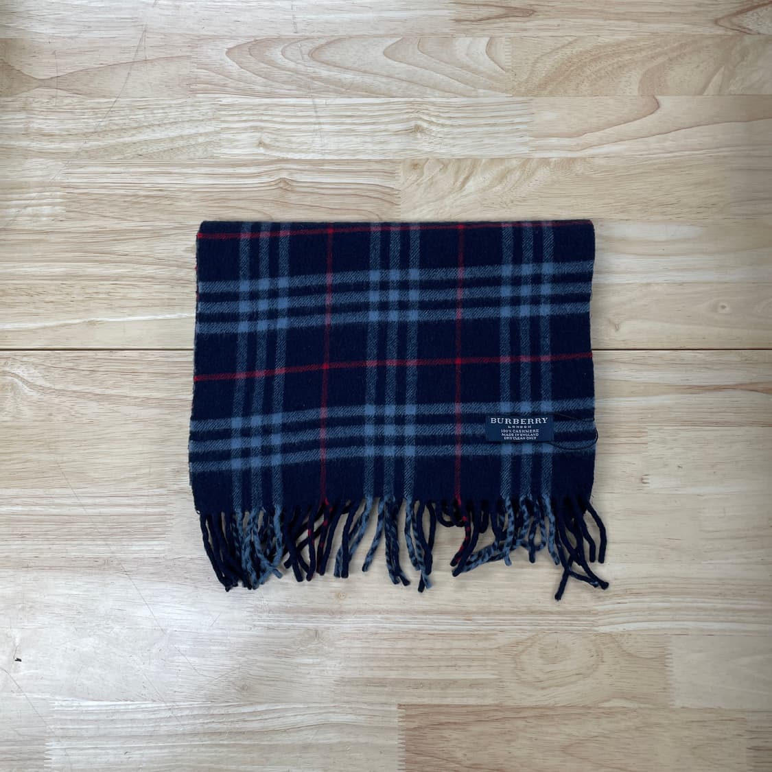 버버리 정품 캐시미어 머플러 네이비 상품이미지4
