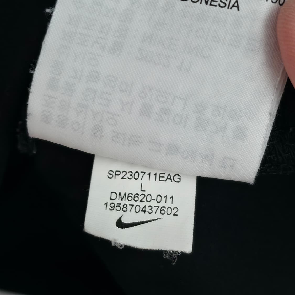 [L] 나이키 드라이핏  블랙 스우시 트랙 자켓 상품이미지7