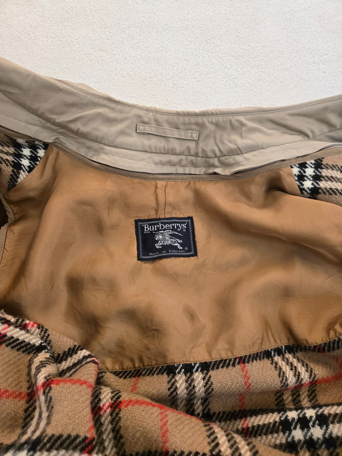 버버리 헤리티지 트렌치코트 (탈착 내피)베이지 52 상품이미지10