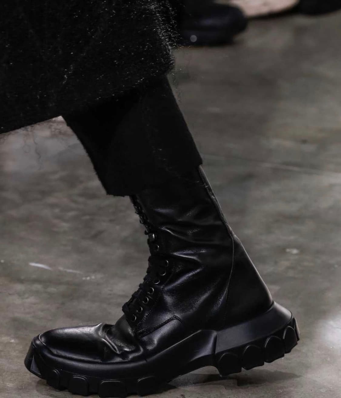 릭오웬스 18fw 시시포스 트랙터 42사이즈 상품이미지1